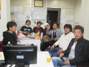野本様、安藤工業様、ロクシス様、Vサインの卒業生も